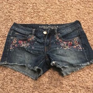 WOMENS AMERICAN EAGLE SHORTS